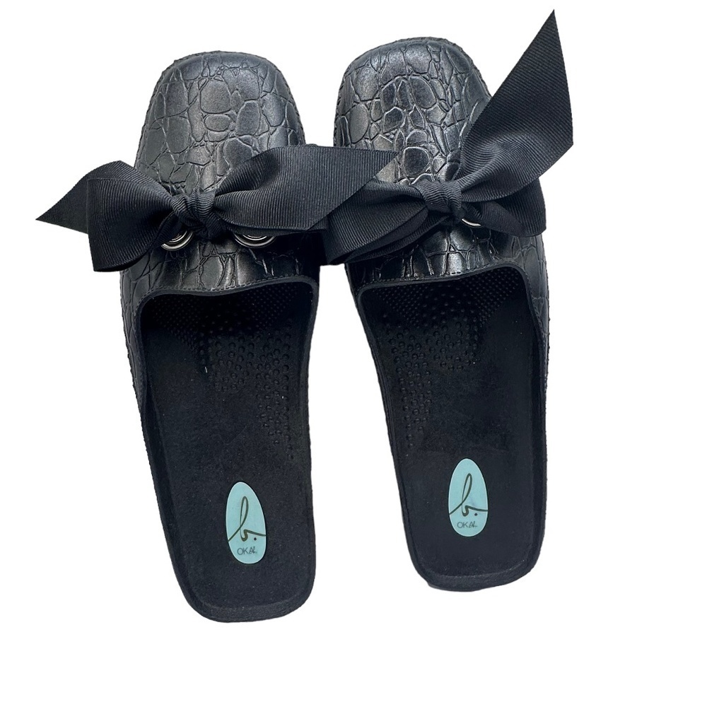 OKA. b Mules Black Croc Embossed Spa Shoes with Bow Size L (9.5-10.5)